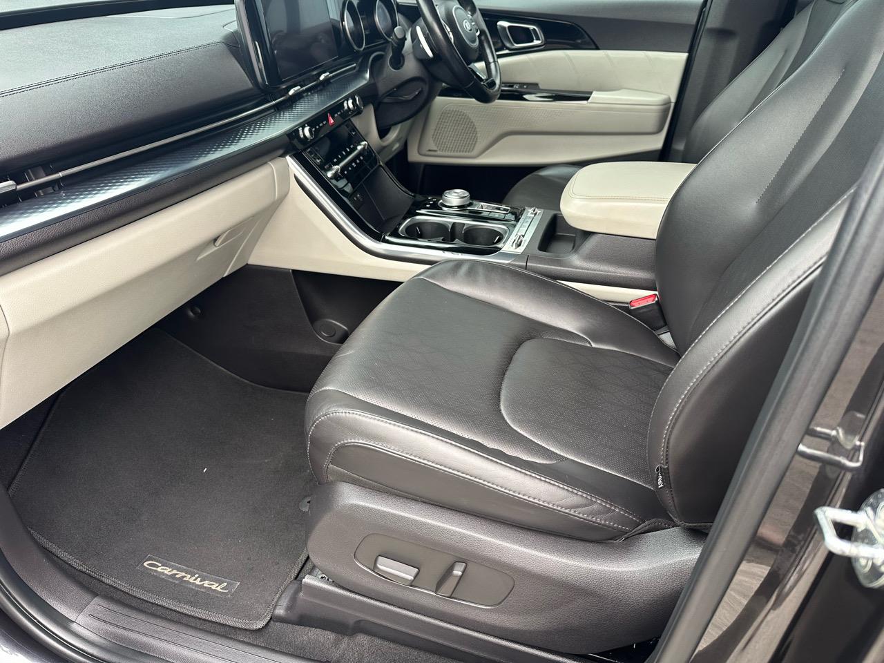 2021 Kia Carnival