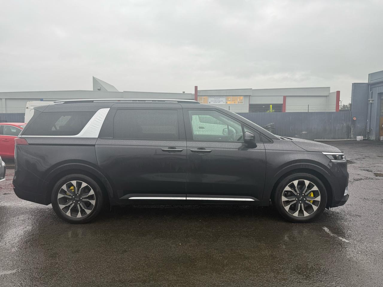 2021 Kia Carnival