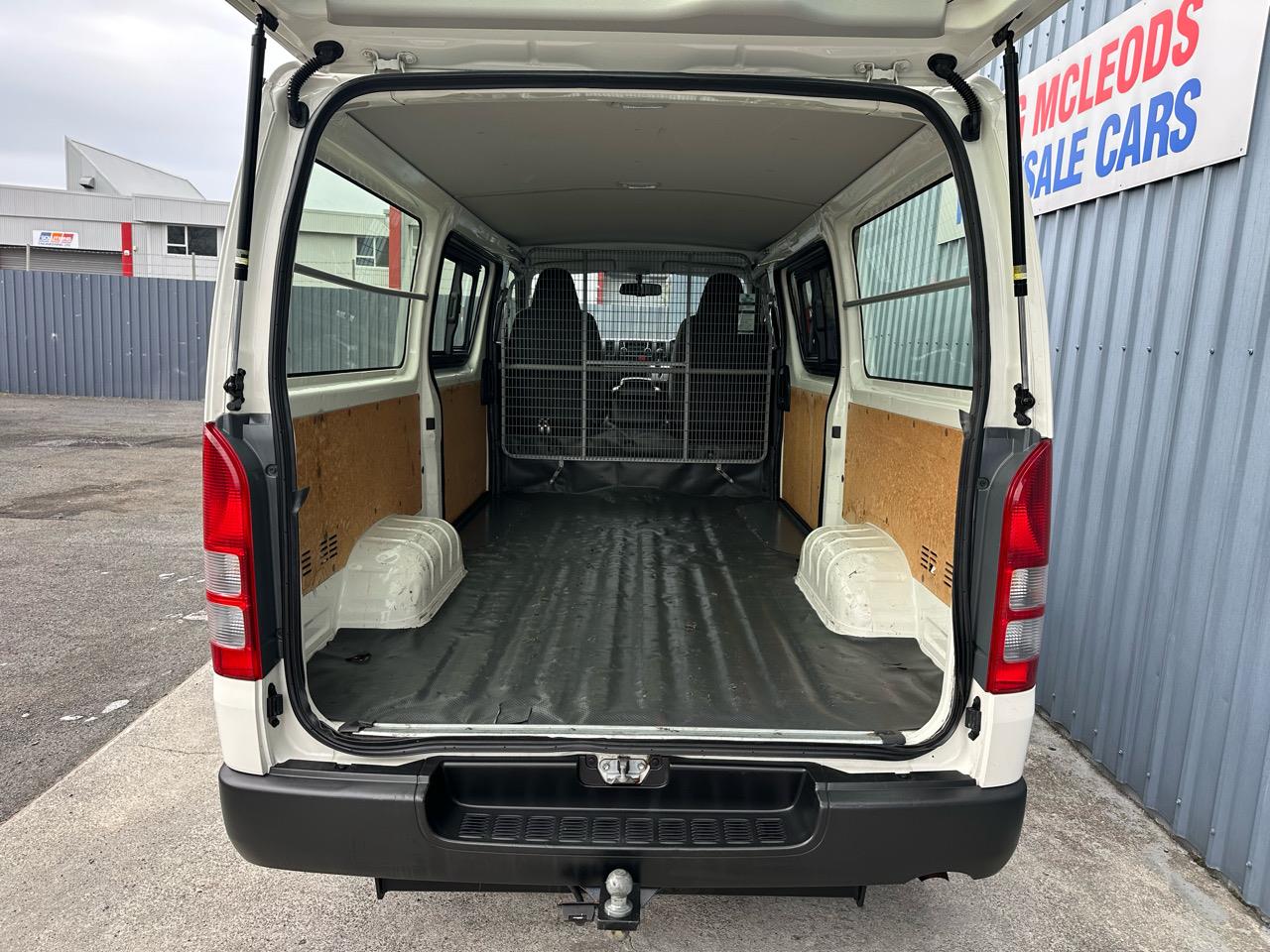 2019 Toyota HIACE