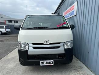 2019 Toyota HIACE - Thumbnail