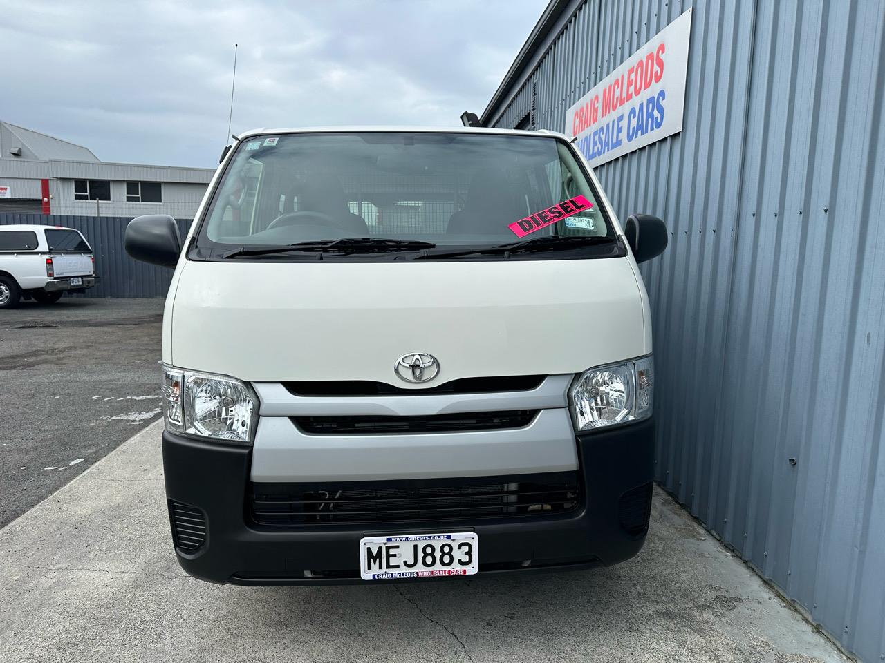 2019 Toyota HIACE