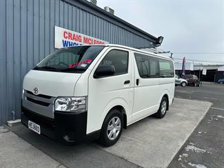 2019 Toyota HIACE - Thumbnail