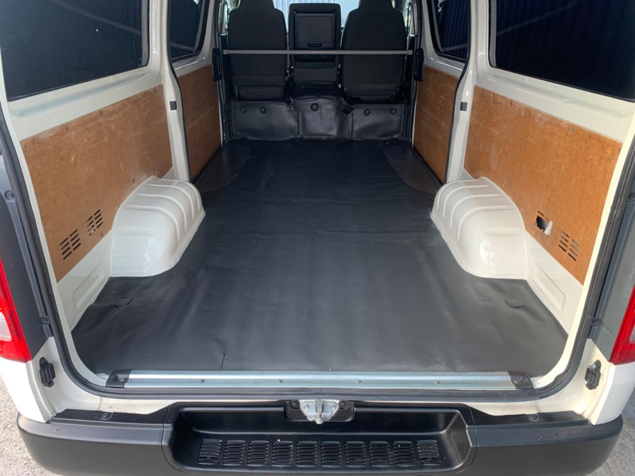 2018 Toyota HIACE