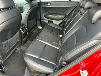 2017 Kia Sportage - Thumbnail
