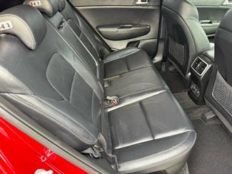 2017 Kia Sportage - Thumbnail