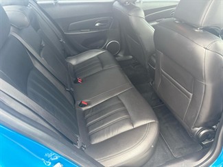 2013 Holden Cruze - Thumbnail