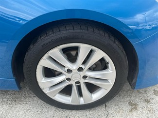 2013 Holden Cruze - Thumbnail