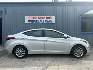 2014 HYUNDAI Elantra - Thumbnail