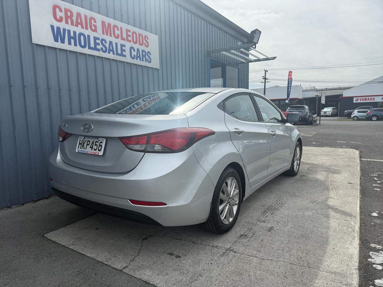 2014 HYUNDAI Elantra