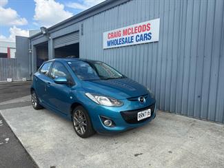 2013 Mazda Mazda2 - Thumbnail