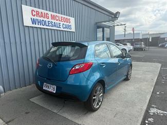2013 Mazda Mazda2 - Thumbnail