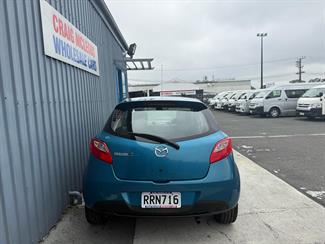 2013 Mazda Mazda2 - Thumbnail