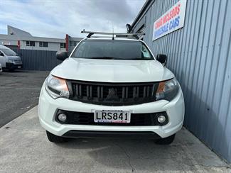 2019 Mitsubishi Triton - Thumbnail