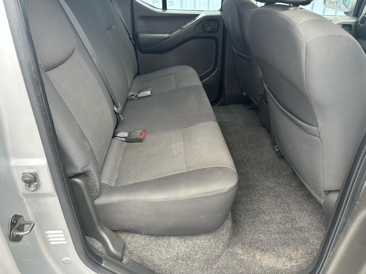 2014 Nissan NAVARA
