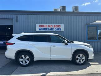 2021 Toyota Highlander - Thumbnail