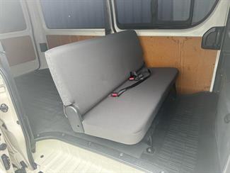 2018 Toyota HIACE - Thumbnail