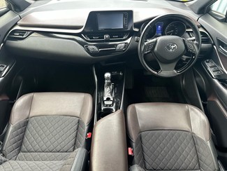 2017 Toyota C-HR - Thumbnail