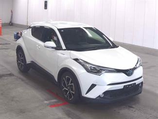 2017 Toyota C-HR - Thumbnail
