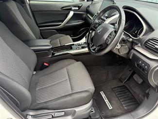 2023 Mitsubishi Eclipse Cross - Thumbnail