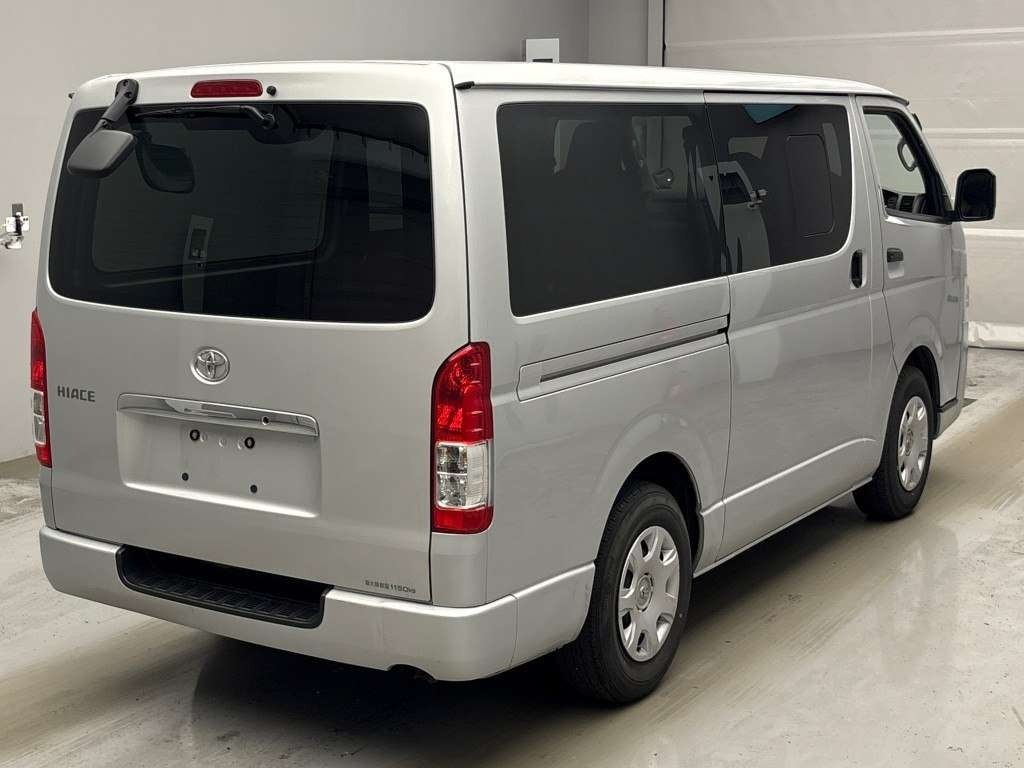 2021 Toyota HIACE