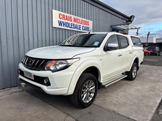 2018 Mitsubishi Triton - Thumbnail