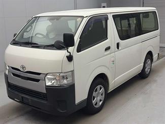 2018 Toyota HIACE - Thumbnail