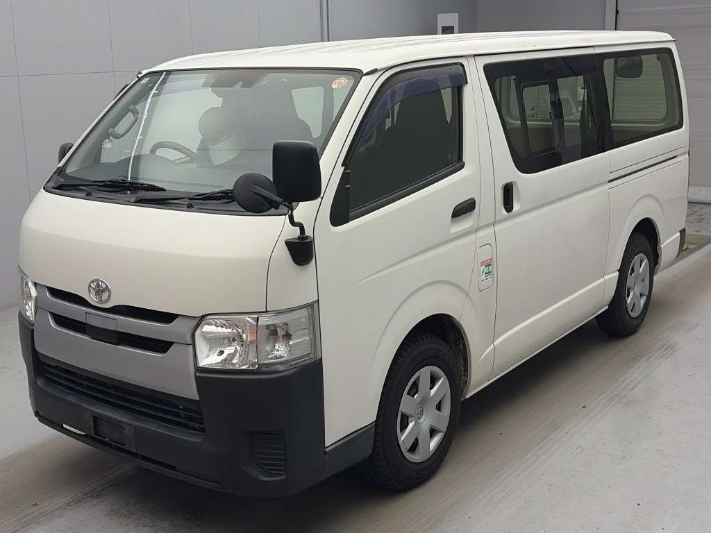 2018 Toyota HIACE