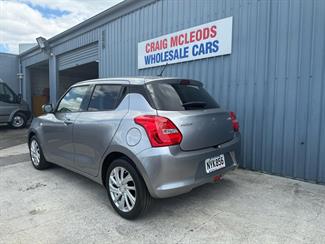 2021 Suzuki Swift - Thumbnail