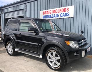 2006 Mitsubishi PAJERO - Thumbnail