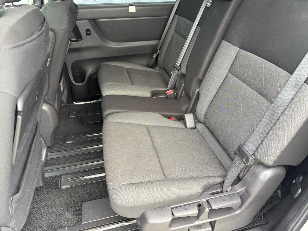 2023 Nissan SERENA