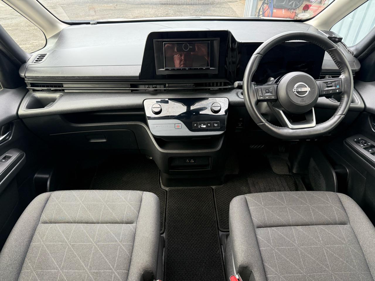 2023 Nissan SERENA