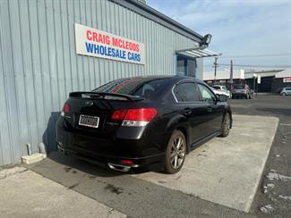 2013 Subaru Legacy - Thumbnail