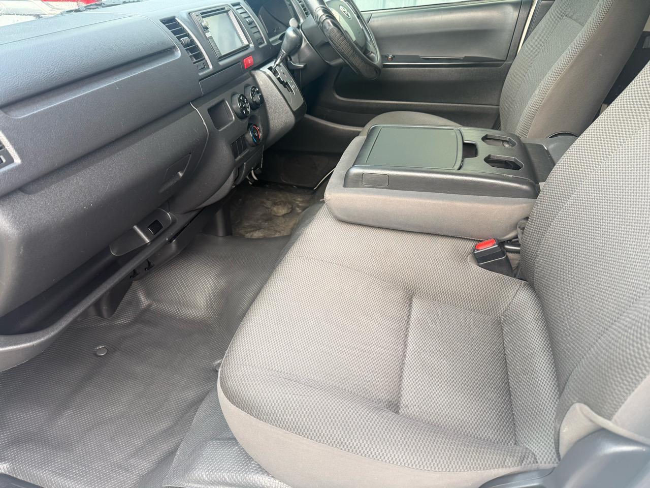 2022 Toyota HIACE