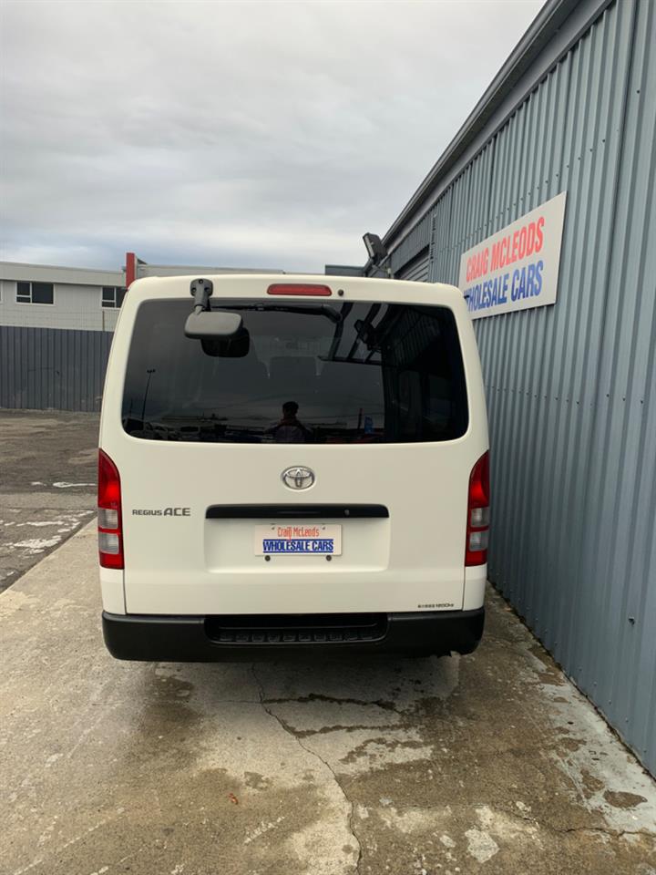 2018 Toyota HIACE