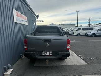 2017 Holden Colorado - Thumbnail