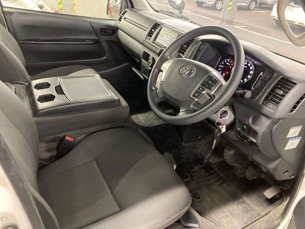 2021 Toyota HIACE