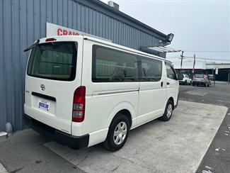 2021 Toyota HIACE - Thumbnail
