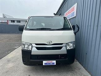 2021 Toyota HIACE - Thumbnail