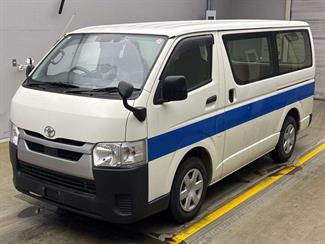 2020 Toyota HIACE - Thumbnail