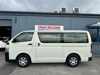 2020 Toyota HIACE - Thumbnail
