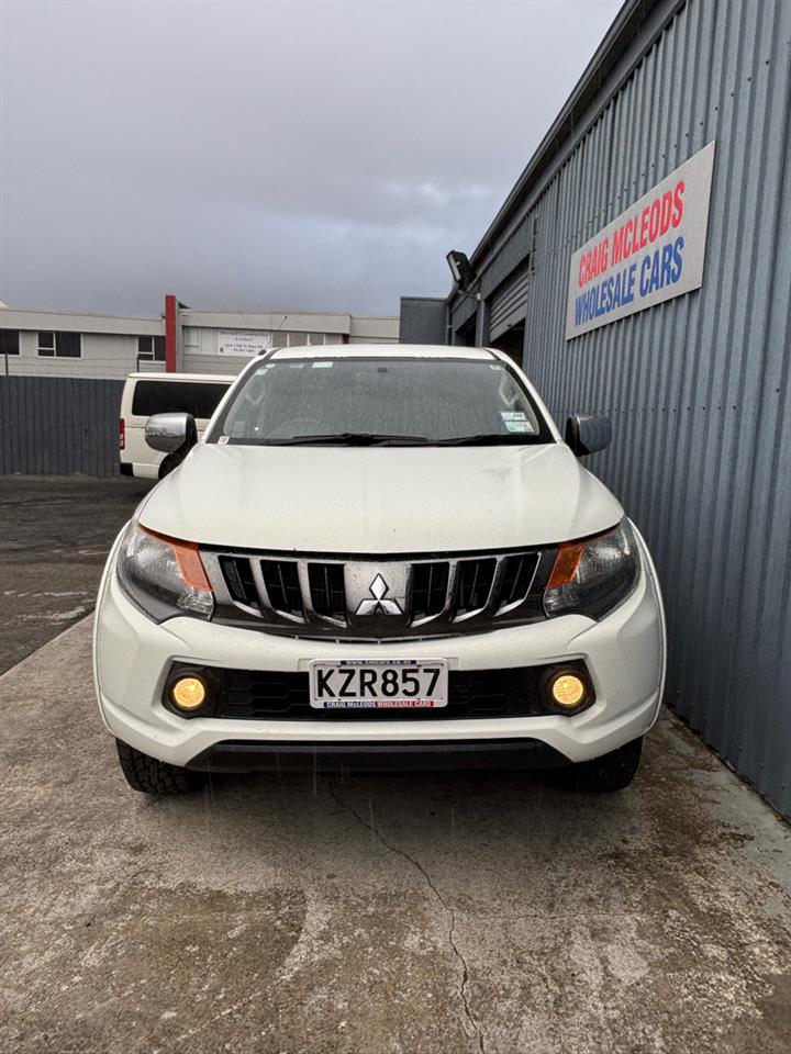 2017 Mitsubishi Triton