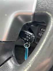2020 Toyota HIACE - Thumbnail
