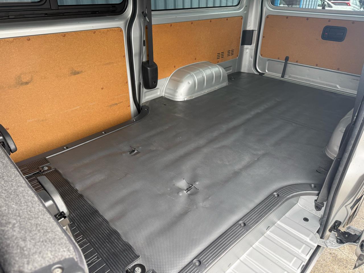 2020 Toyota HIACE