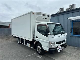 2014 Mitsubishi Canter
