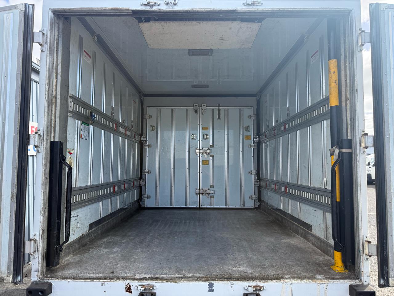 2014 Mitsubishi Canter