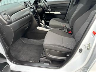 2016 Suzuki VITARA - Thumbnail