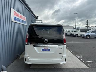 2018 Nissan SERENA - Thumbnail