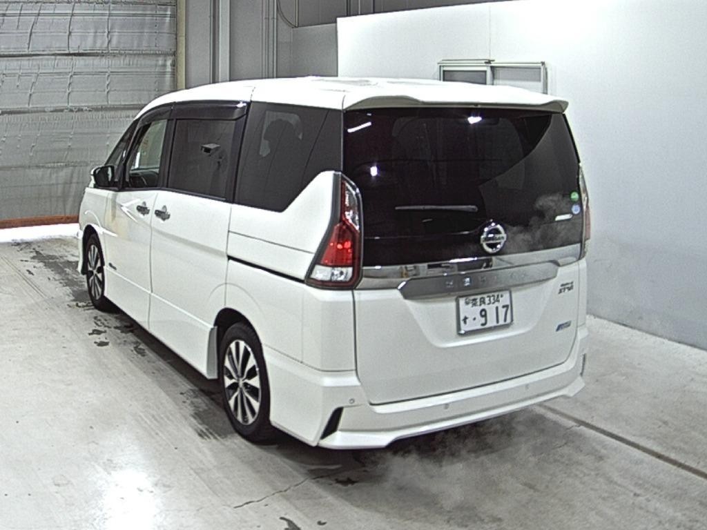 2018 Nissan SERENA