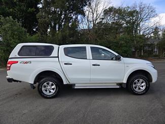 2018 Mitsubishi Triton - Thumbnail