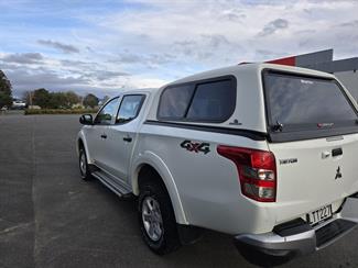 2018 Mitsubishi Triton - Thumbnail